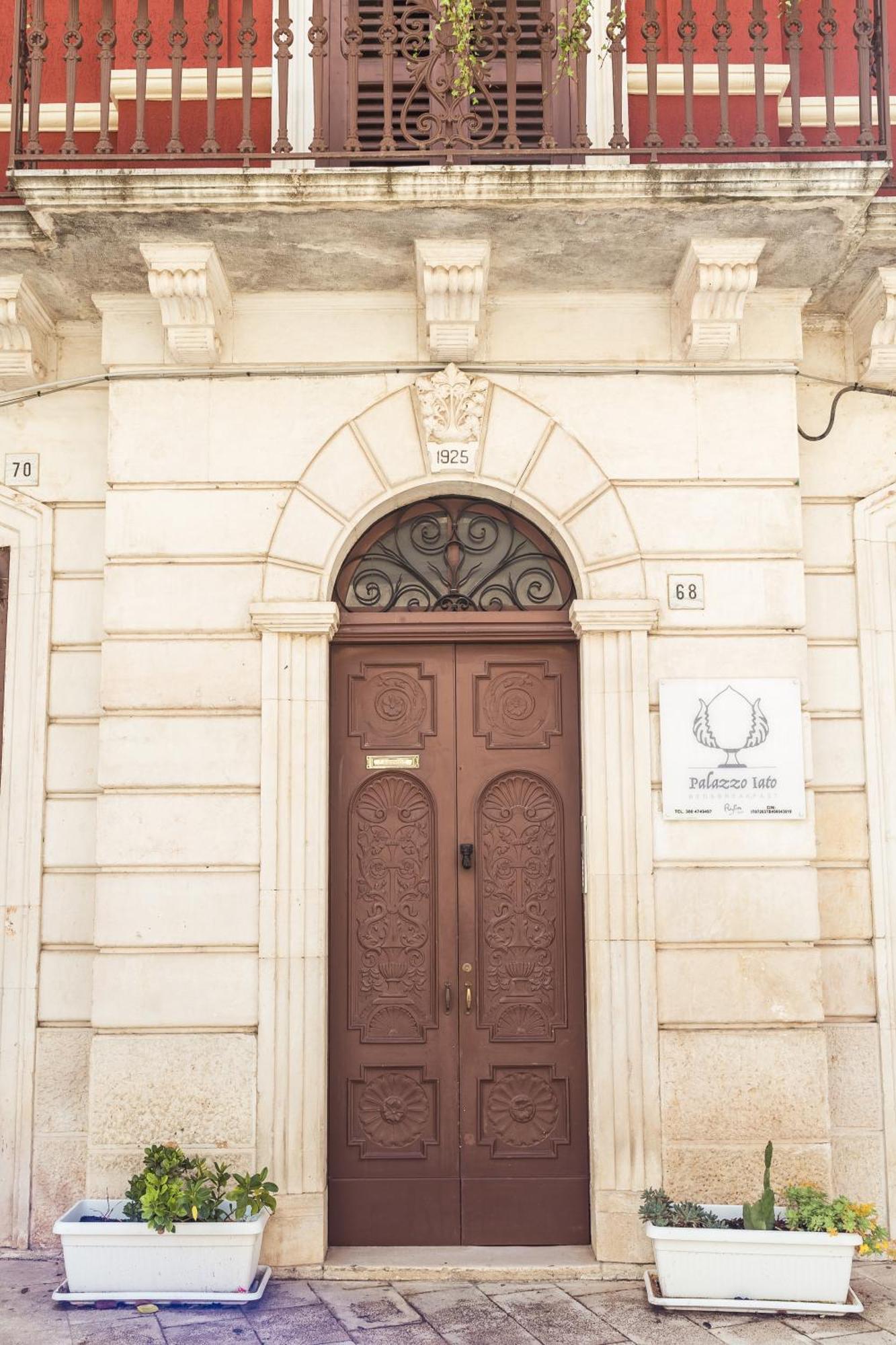 鲁蒂利亚诺Palazzo Iato公寓 外观 照片